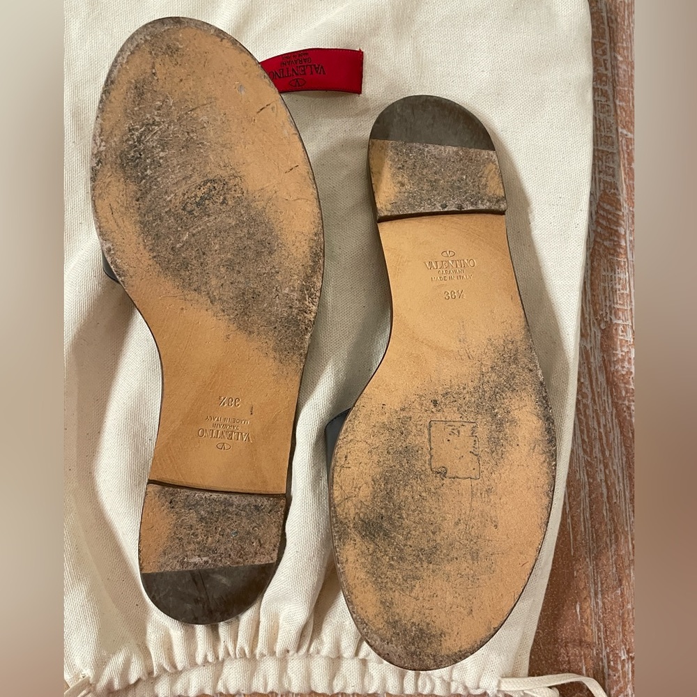 VALENTINO Slides - Picture 6 of 10